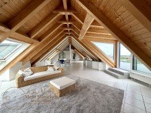 Wohnbereich Befristet bis 31.04.2028: Repr�sentative Dachgeschosswohnung mit gro�z�giger Dachterrasse