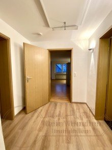 Wohnraum Flur K�uferprovisionsfrei: Dachgeschosswohnung mit dem gewissen Extra