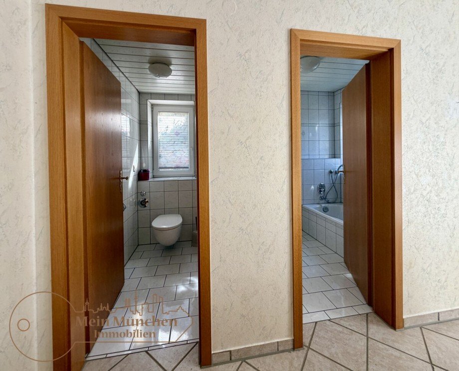 Einliegerwohnung WC und Bad en suite Einfamilienhaus G�nzburg / Nornheim