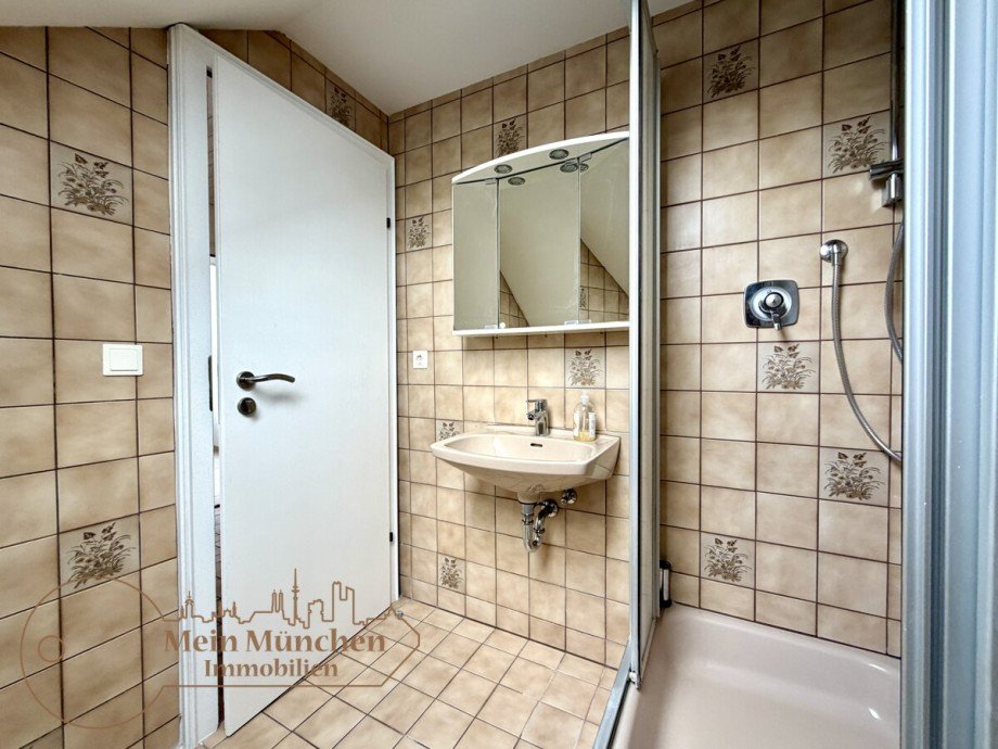 Duschbad Dachgeschosswohnung M�nchen