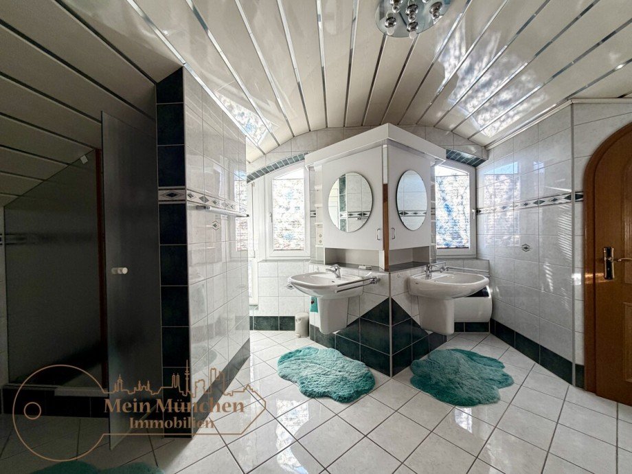 Masterbad en suite Einfamilienhaus G�nzburg / Nornheim