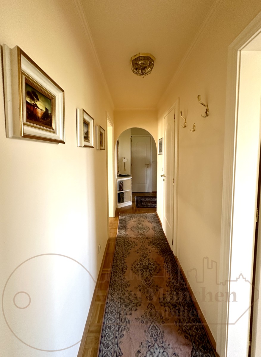 Flur Etagenwohnung M�nchen