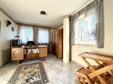 B�ro *K�uferprovisionsfrei*: Exklusive Villa mit separater Einliegerwohnung