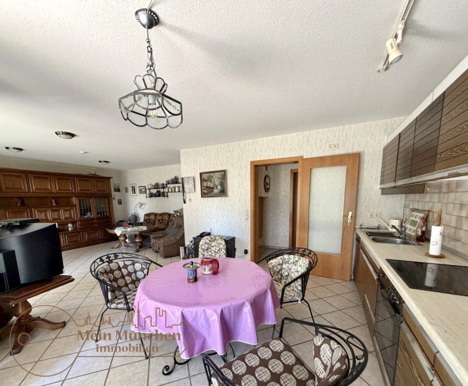 Einliegerwohnung Wohnzimmer Einfamilienhaus G�nzburg / Nornheim