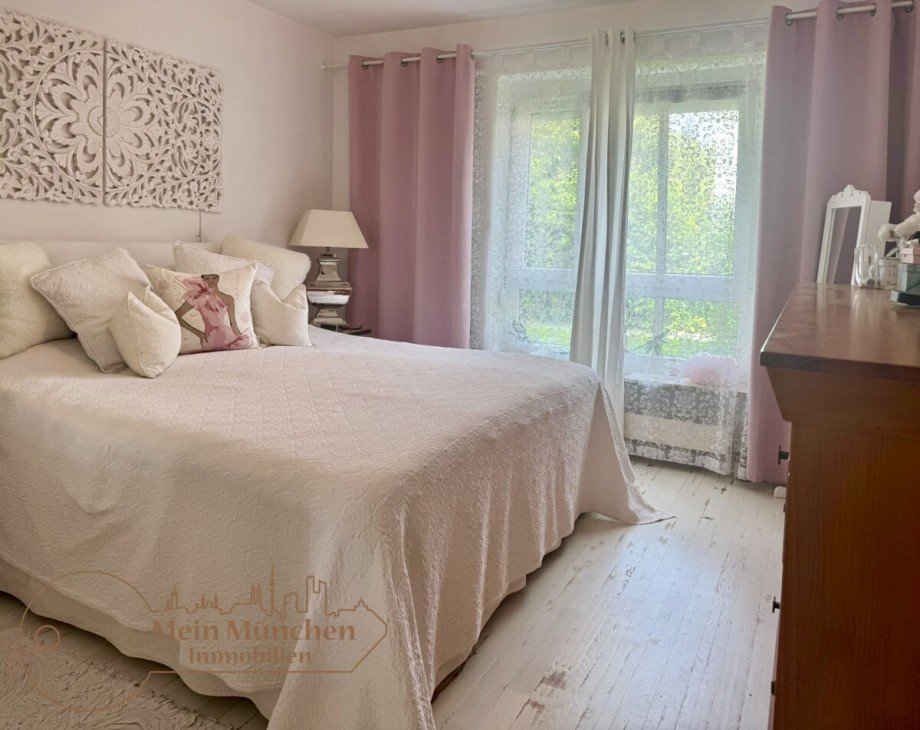Schlafzimmer Erdgeschosswohnung Unterschlei�heim