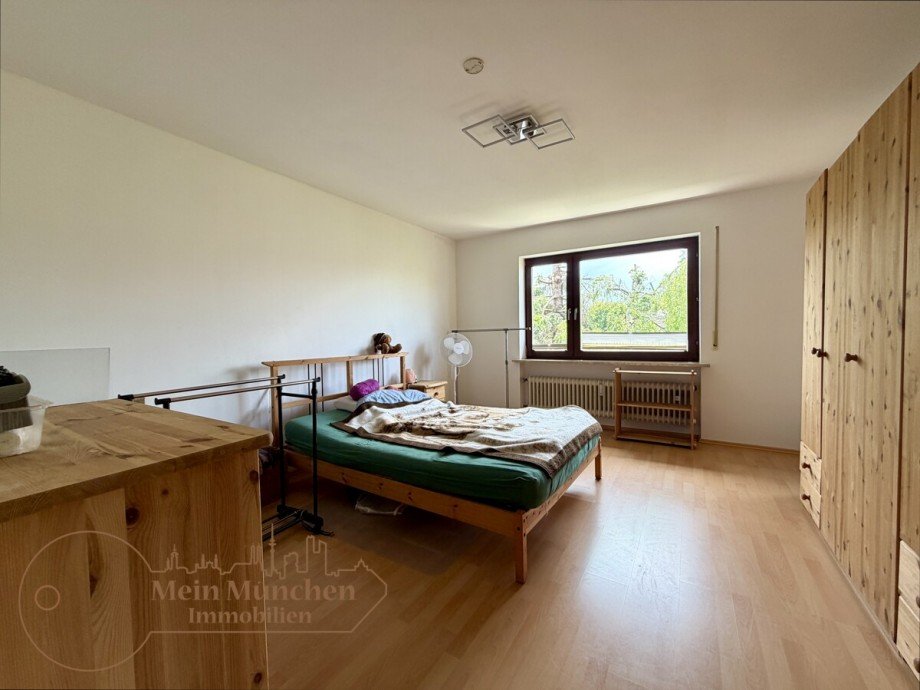 Schlafzimmer Etagenwohnung Erdweg / Gro�berghofen