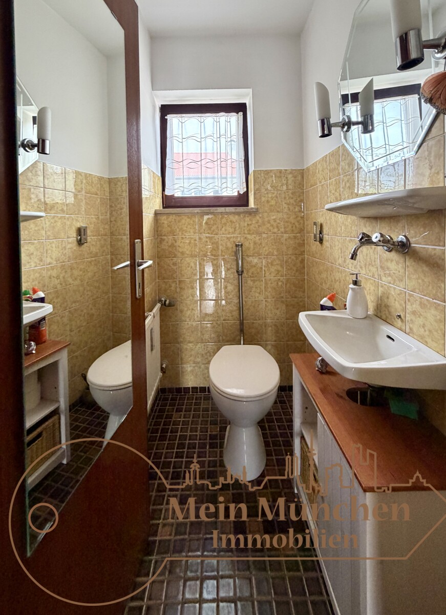 G�ste-WC Etagenwohnung Erdweg / Gro�berghofen