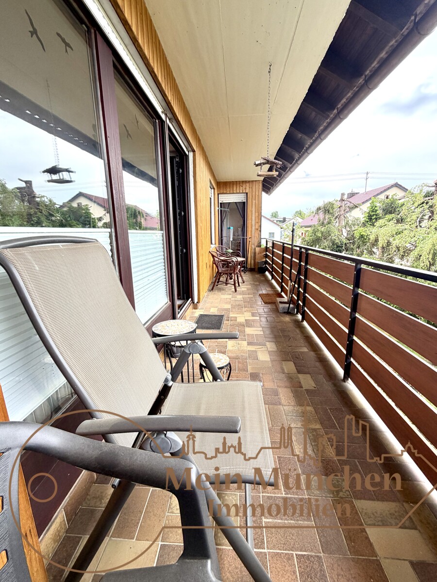 Loggia Etagenwohnung Erdweg / Gro�berghofen